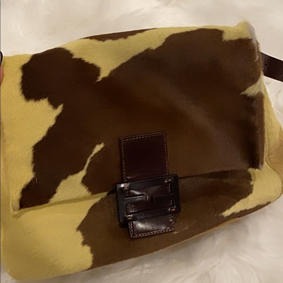 Handbag - Picture 2 of 3